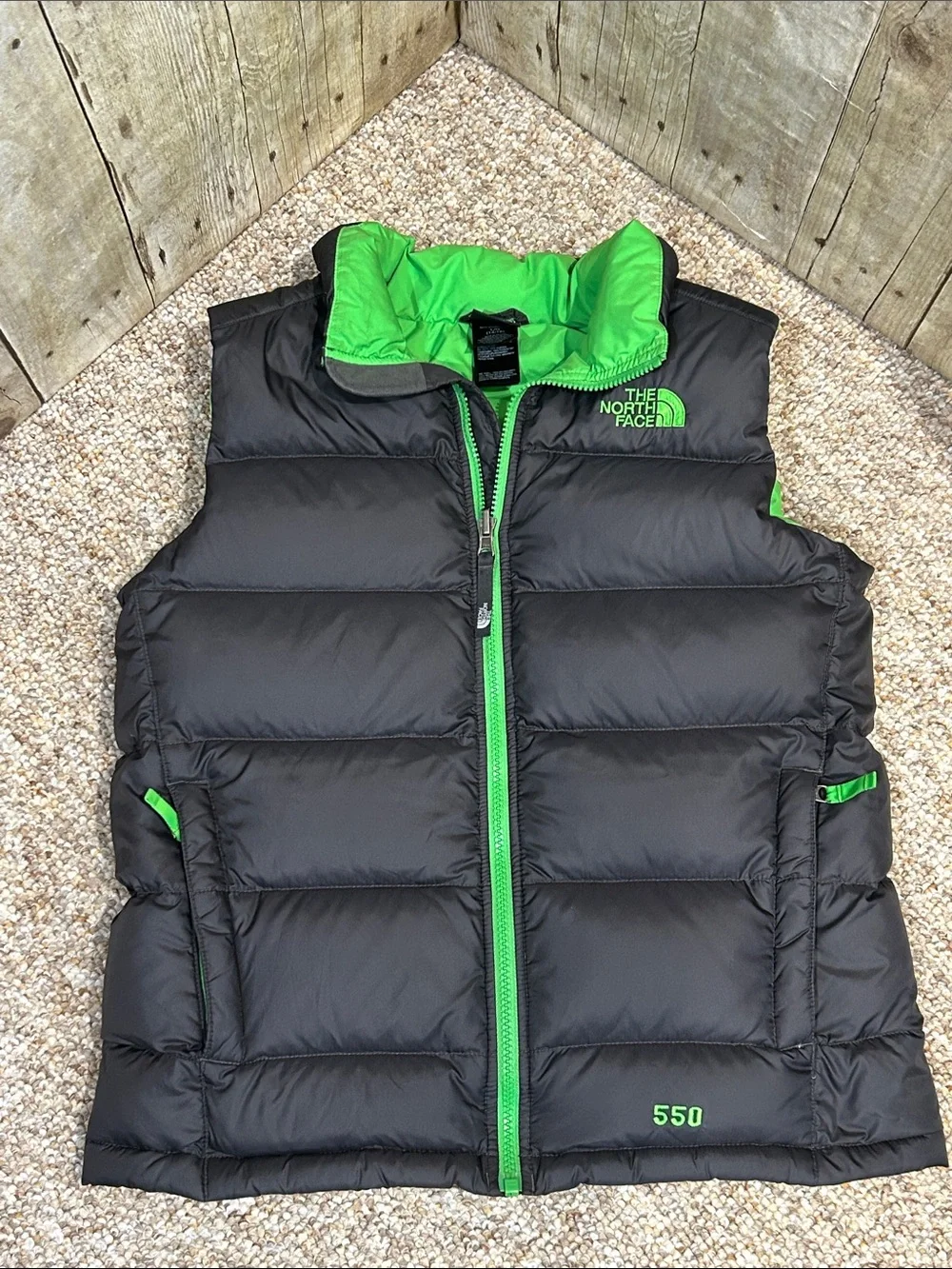 The North Face 550 Down Boys Puffer Vest size large (14/16)